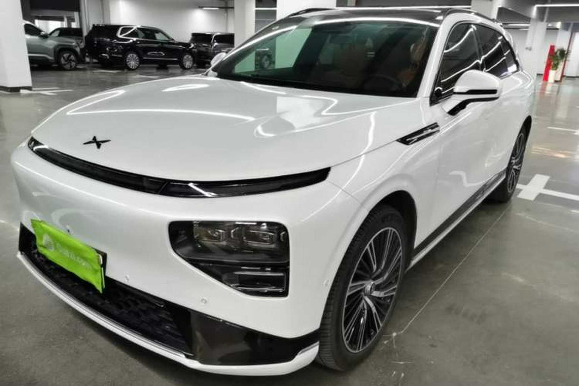 Used XPeng G9 2022 650 Performance Edition Pro Front Left 45 Deg