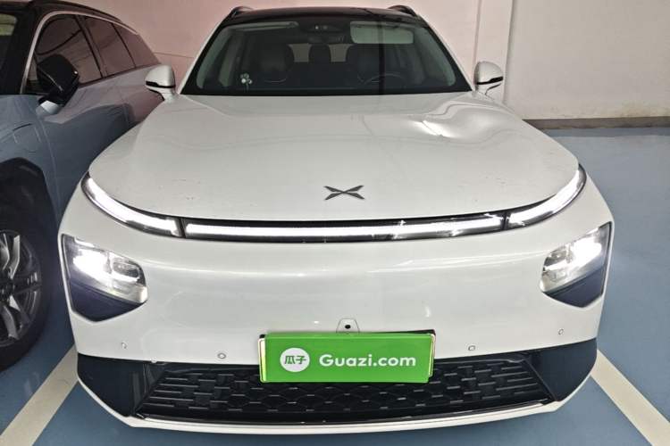 Used XPeng G9 2022 702 Pro Front