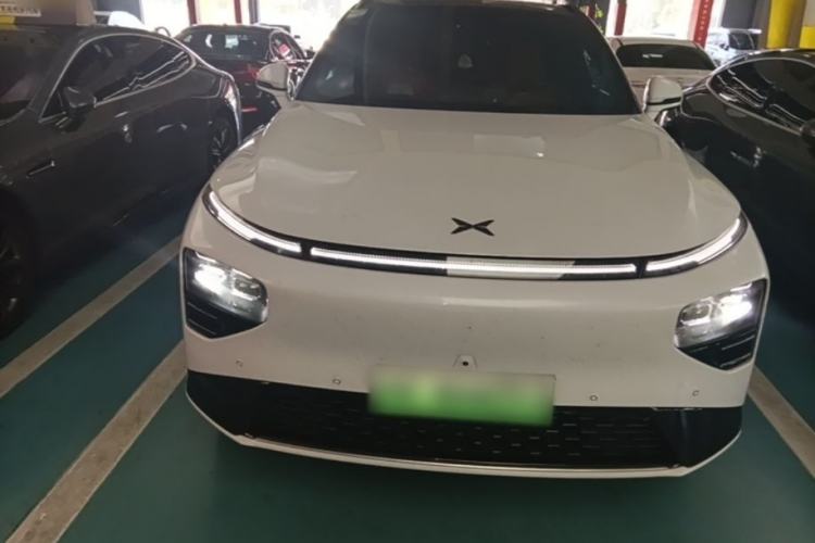 Used XPeng G9 2022 702 Max Front