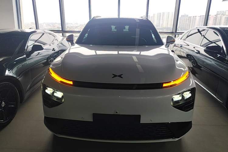 Used XPeng G9 2022 650 Performance Edition Max Front