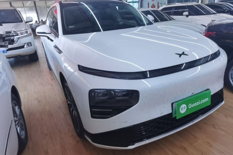 Used XPeng G9 2022 650 Performance Edition Max Front Right 45 Deg