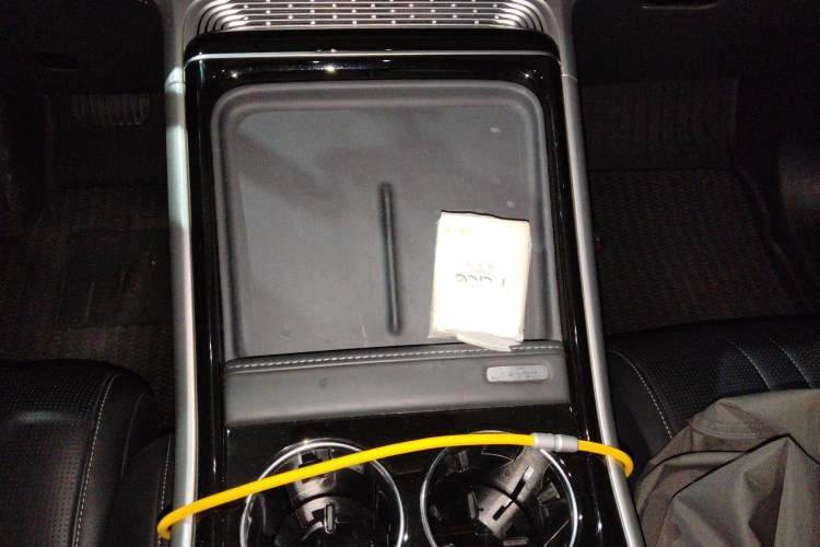 Used XPeng G9 2022 702 Pro Gear Lever