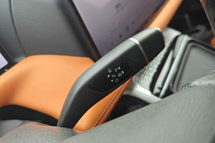 Used XPeng G9 2022 702 Pro Gear Lever