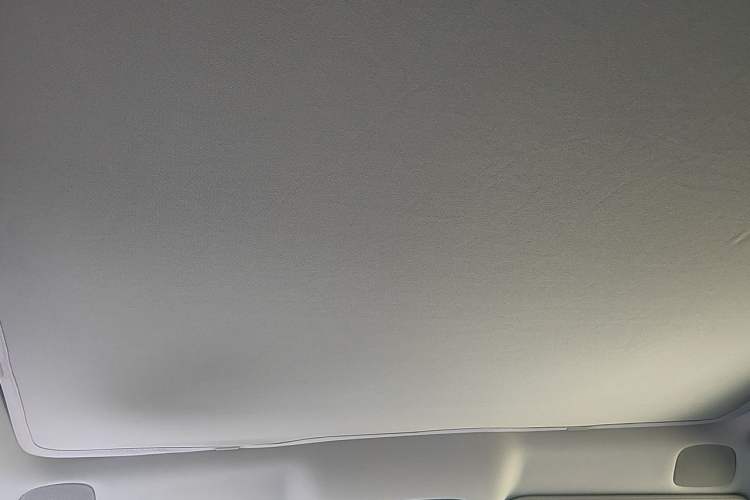 Used XPeng G9 2022 650 Performance Edition Max Headliner