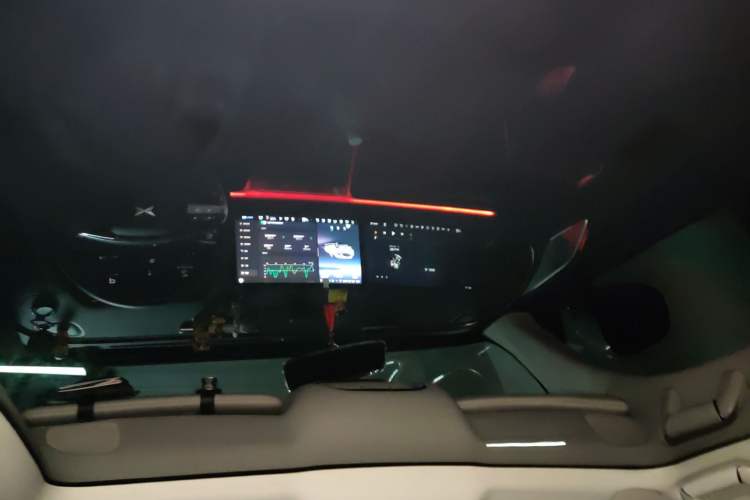 Used XPeng G9 2022 650 Performance Edition Max Headliner