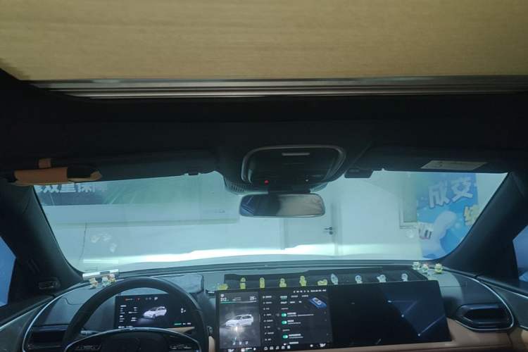 Used XPeng G9 2022 570 Pro Headliner