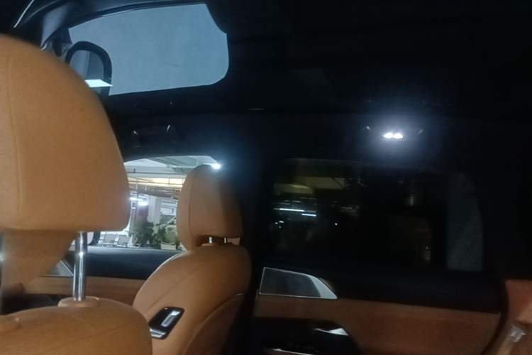 Used XPeng G9 2022 702 Max Headliner