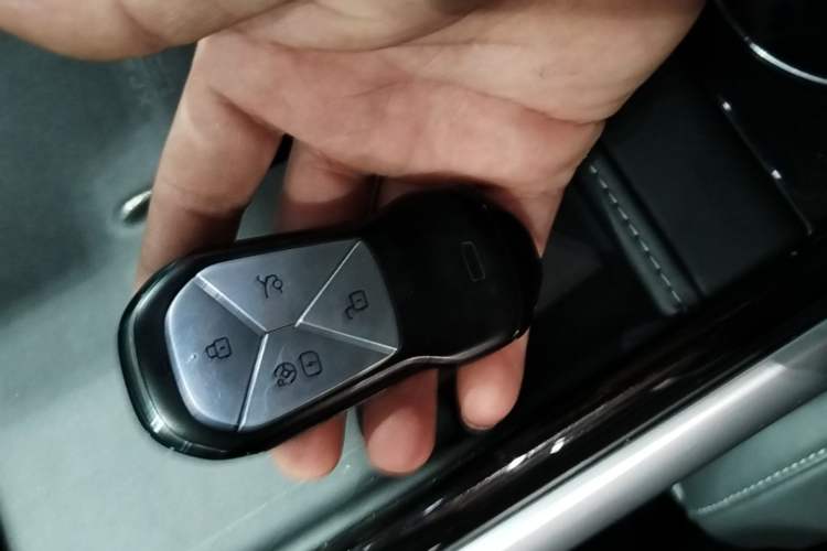 Used XPeng G9 2022 702 Pro Interior 1