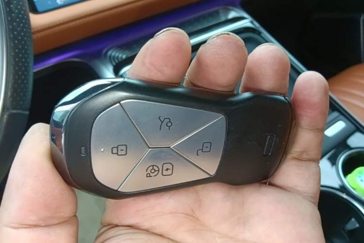 Used XPeng G9 2022 570 Pro Interior 1