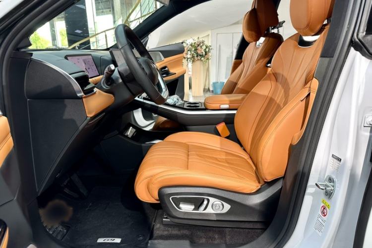 Used XPeng G9 2022 702 Max Interior 11