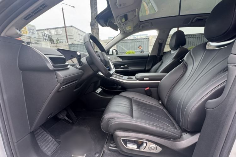 Used XPeng G9 2022 702 Max Interior 2