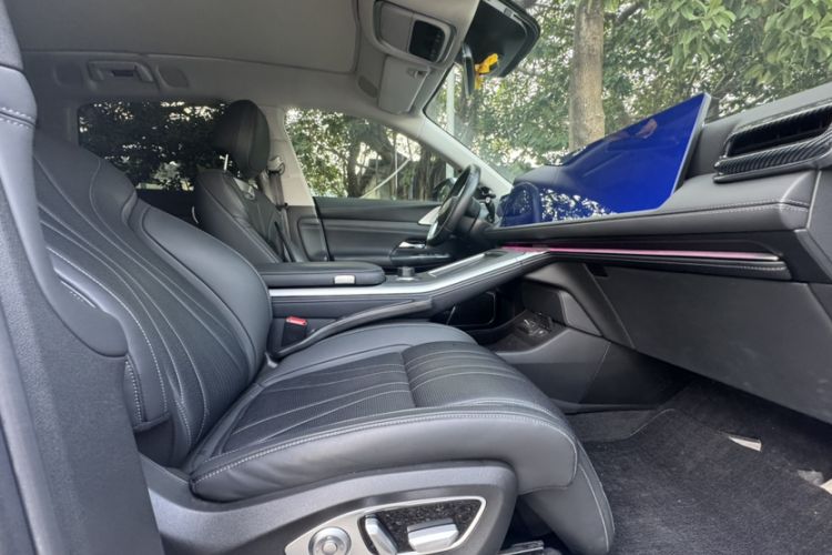 Used XPeng G9 2022 702 Pro Interior 2