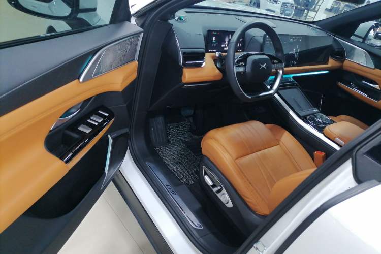 Used XPeng G9 2022 702 Pro Interior 3