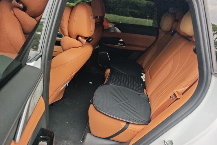 Used XPeng G9 2022 702 Max Interior 4