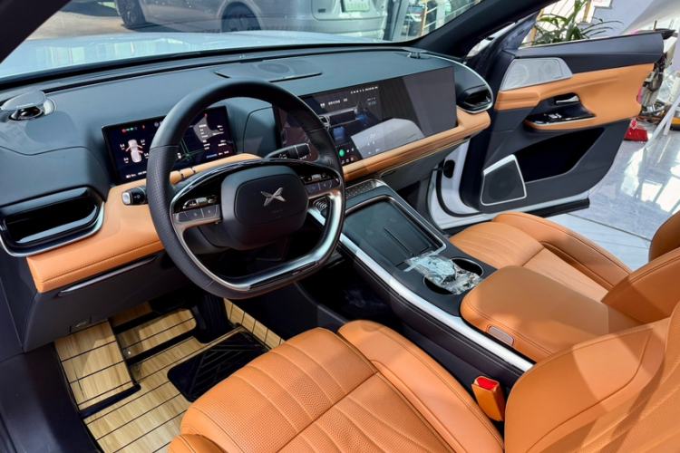 Used XPeng G9 2022 702 Pro Interior 4