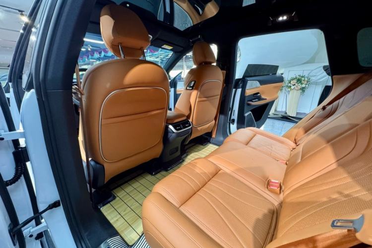 Used XPeng G9 2022 702 Pro Interior 5