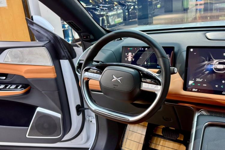 Used XPeng G9 2022 702 Pro Interior 9