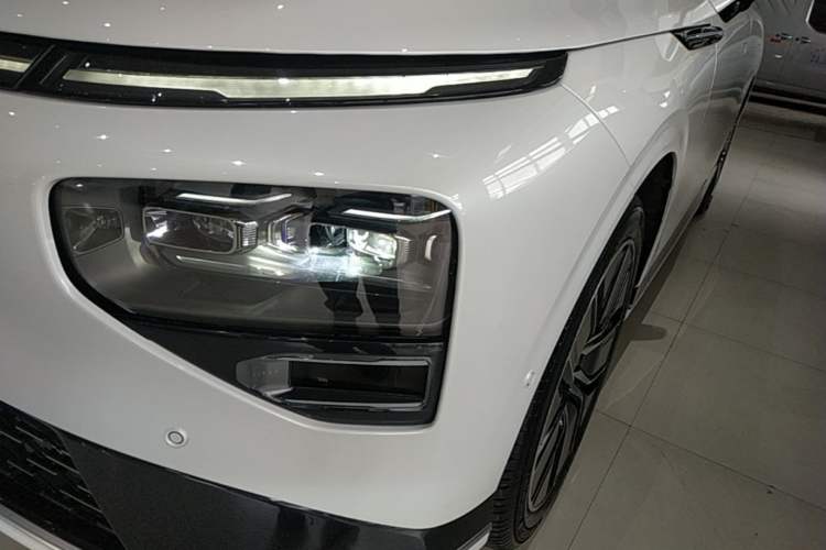 Used XPeng G9 2022 650 Performance Edition Pro Left Front Headlight