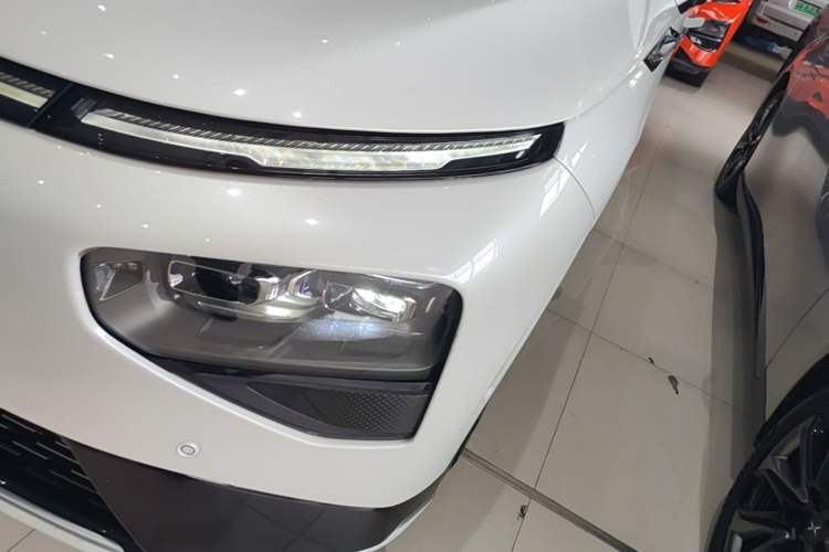 Used XPeng G9 2022 650 Performance Edition Pro Left Front Headlight