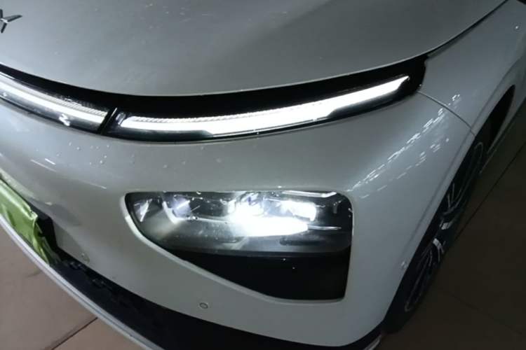 Used XPeng G9 2022 570 Pro Left Front Headlight