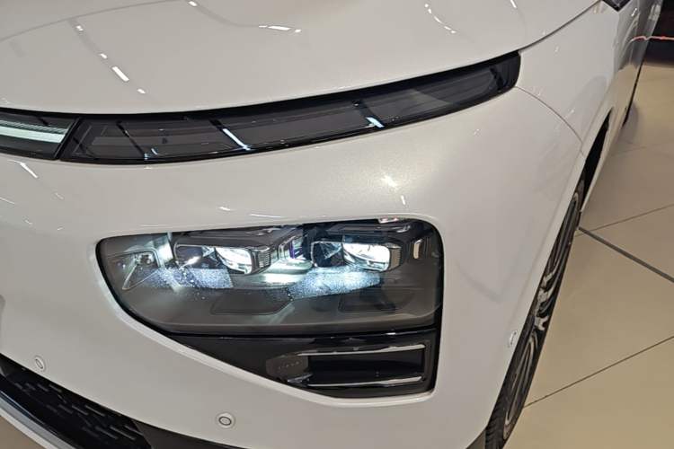 Used XPeng G9 2022 650 Performance Edition Pro Left Front Headlight
