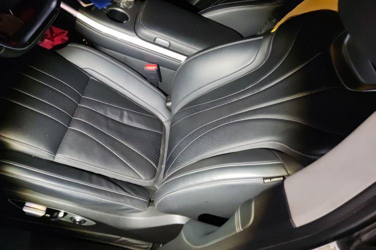 Used XPeng G9 2022 650 Performance Edition Max Left Front Seat