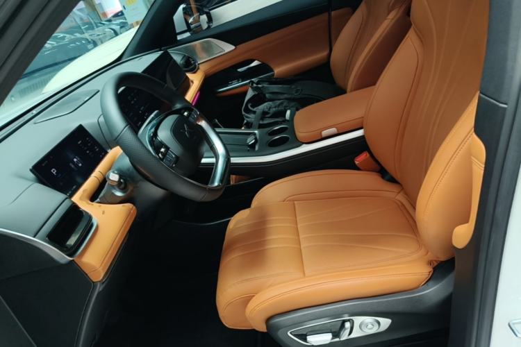 Used XPeng G9 2022 702 Pro Left Front Seat