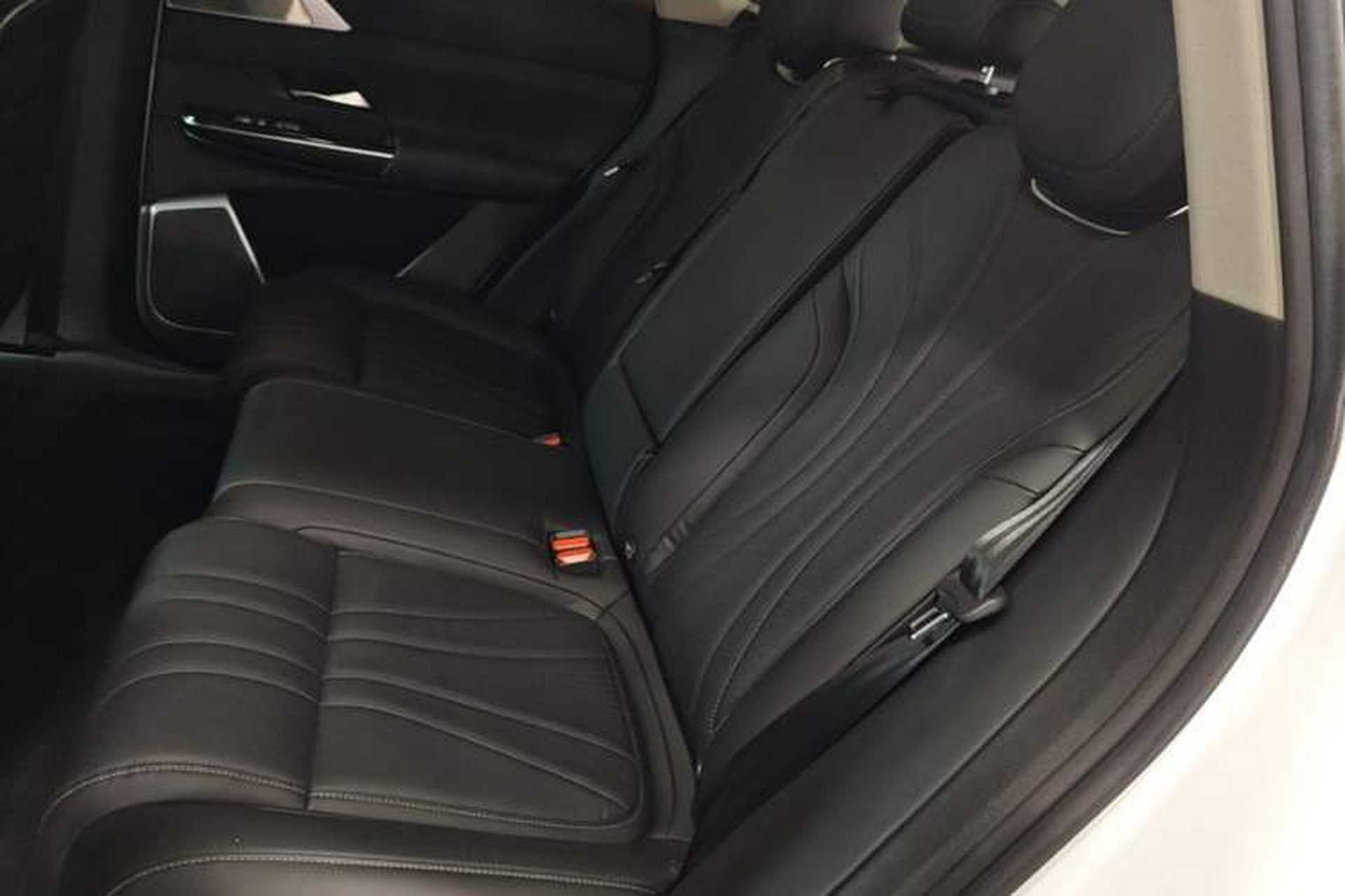 Used XPeng G9 2022 650 Performance Edition Pro Left Rear Seat
