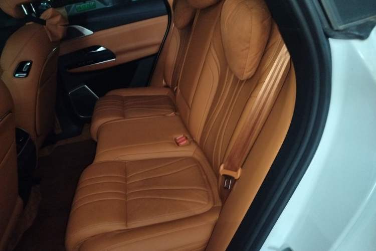 Used XPeng G9 2022 650 Performance Edition Max Left Rear Seat