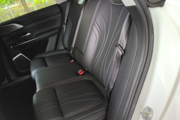 Used XPeng G9 2022 702 Pro Left Rear Seat