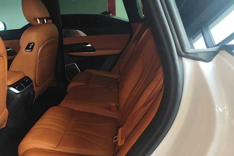 Used XPeng G9 2022 650 Performance Edition Max Left Rear Seat