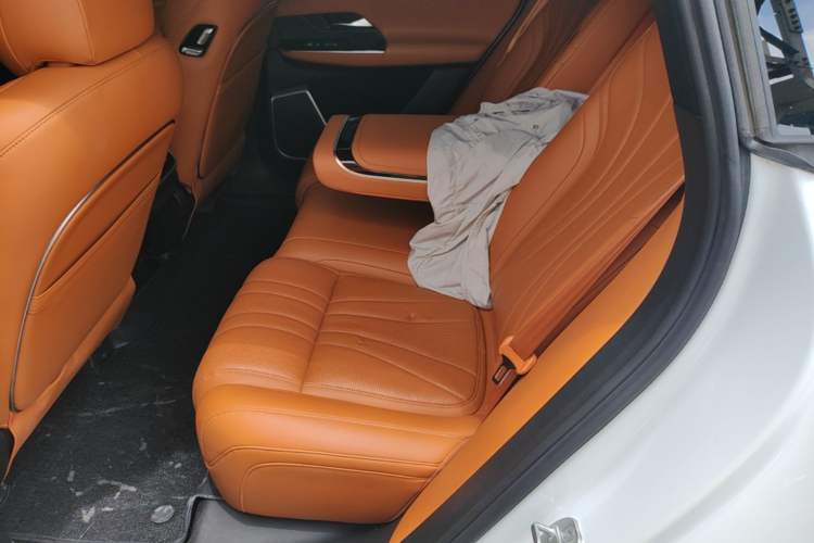 Used XPeng G9 2022 570 Pro Left Rear Seat