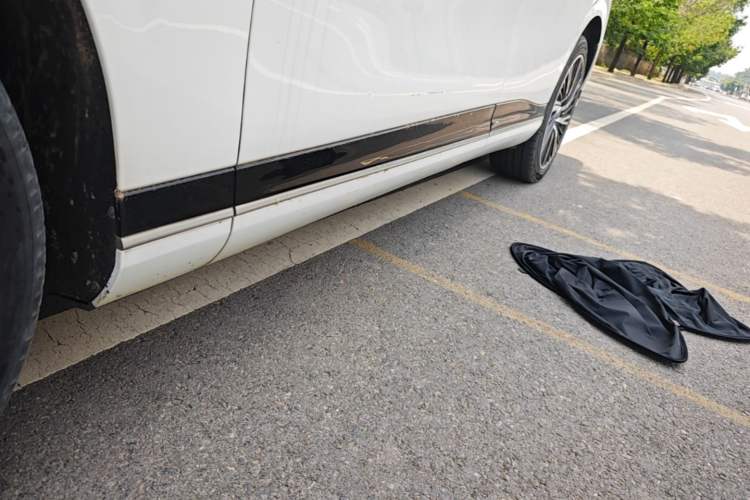 Used XPeng G9 2022 702 Pro Left Side Sill