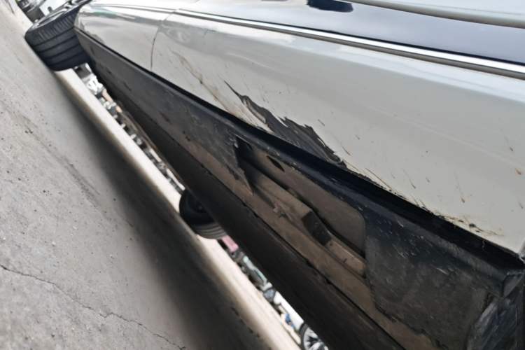 Used XPeng G9 2022 702 Pro Left Side Sill