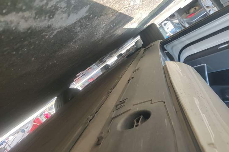 Used XPeng G9 2022 650 Performance Edition Max Left Side Sill