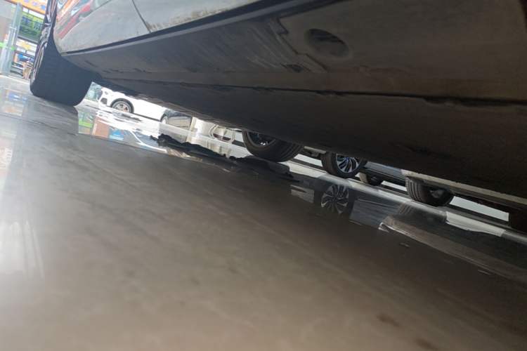 Used XPeng G9 2022 702 Max Left Side Sill