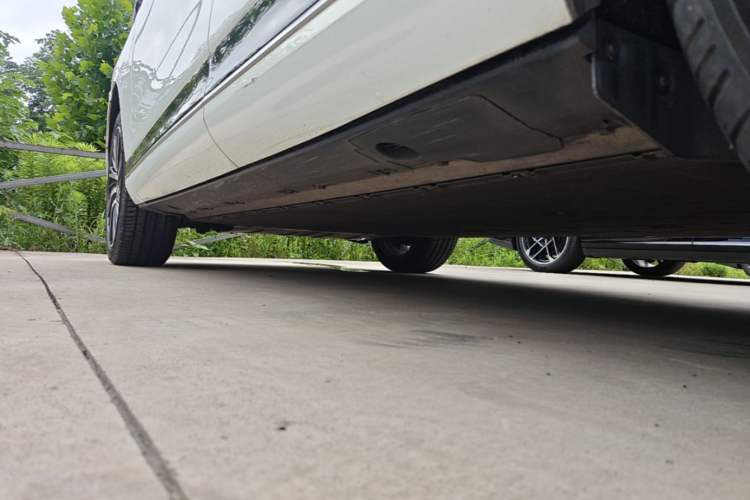 Used XPeng G9 2022 702 Max Left Side Sill