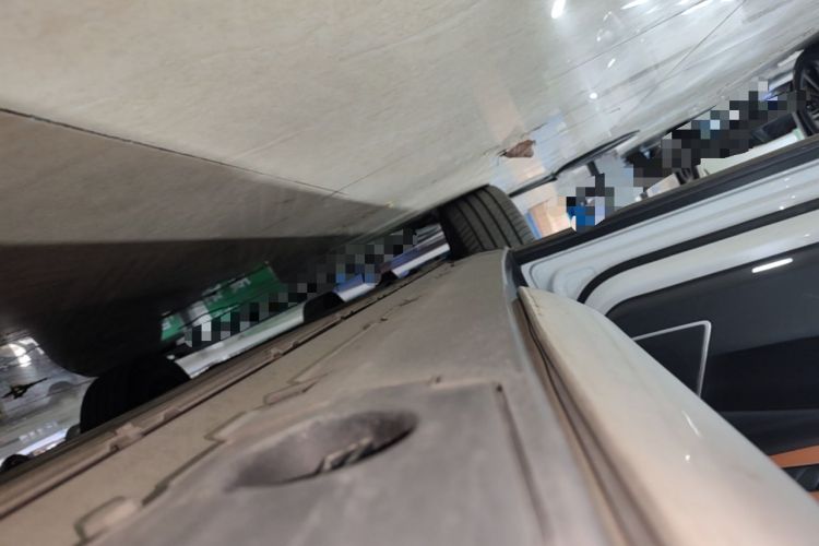 Used XPeng G9 2022 702 Pro Left Side Sill