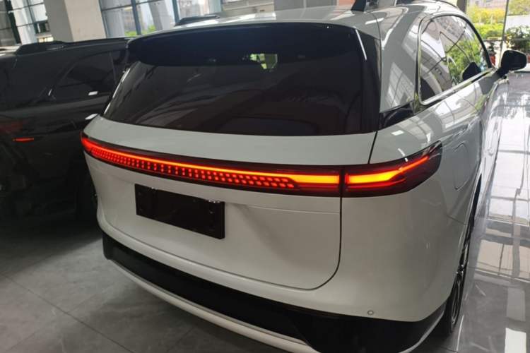 Used XPeng G9 2022 702 Max Rear