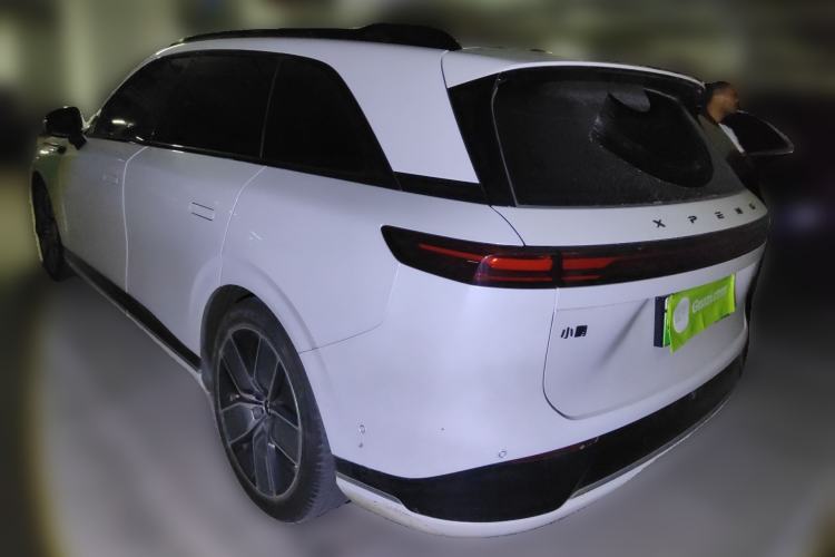 Used XPeng G9 2022 650 Performance Edition Max Rear Left 45 Deg