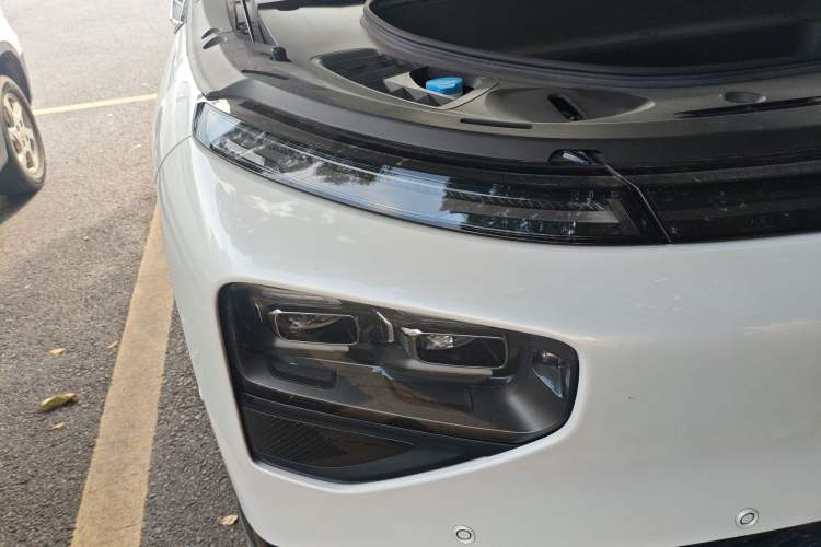 Used XPeng G9 2022 702 Pro Right Front Headlight