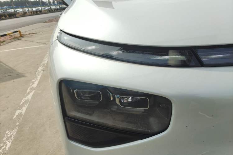 Used XPeng G9 2022 702 Pro Right Front Headlight