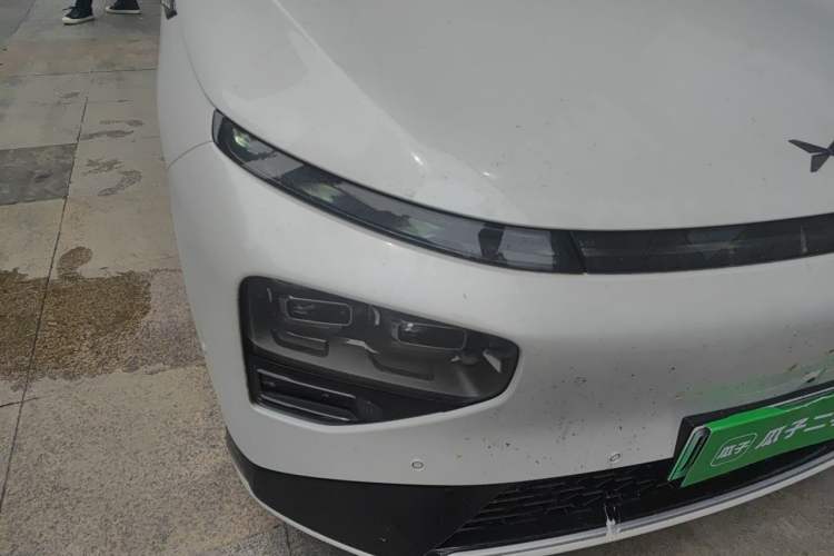 Used XPeng G9 2022 650 Performance Edition Max Right Front Headlight