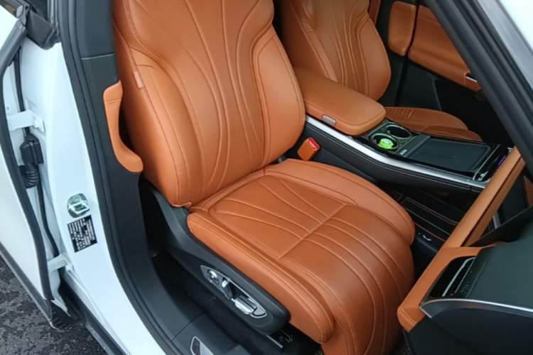 Used XPeng G9 2022 570 Pro Right Front Seat