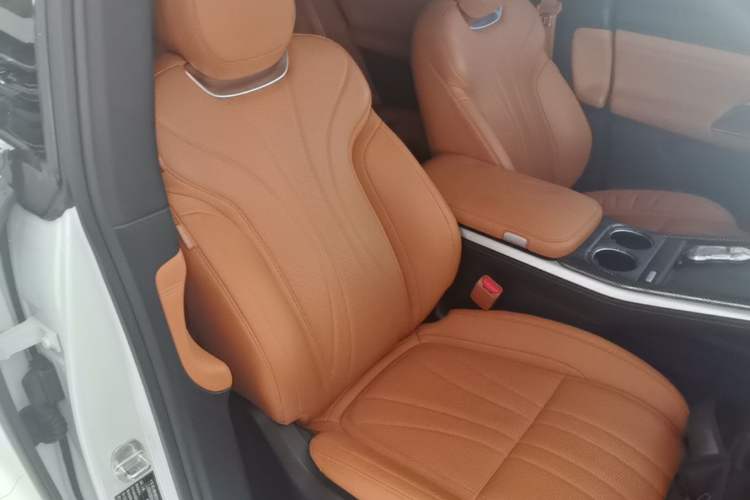 Used XPeng G9 2022 570 Pro Right Front Seat
