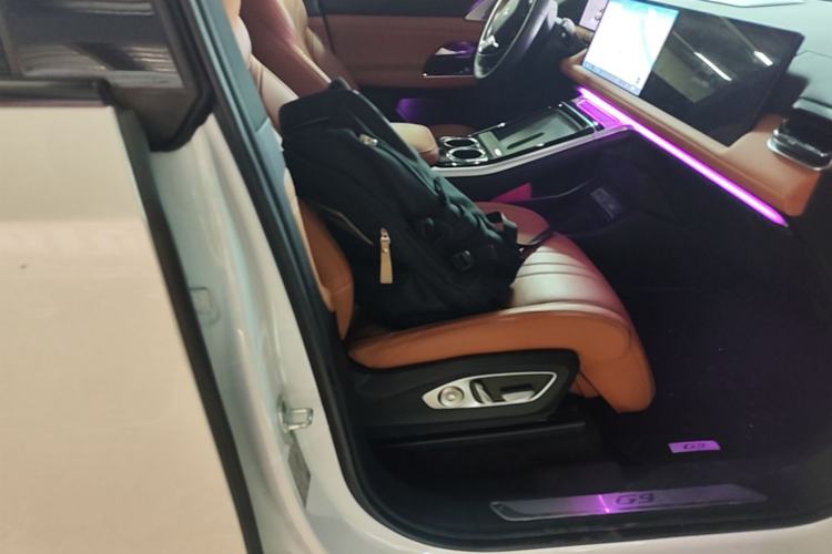 Used XPeng G9 2022 702 Pro Right Front Seat