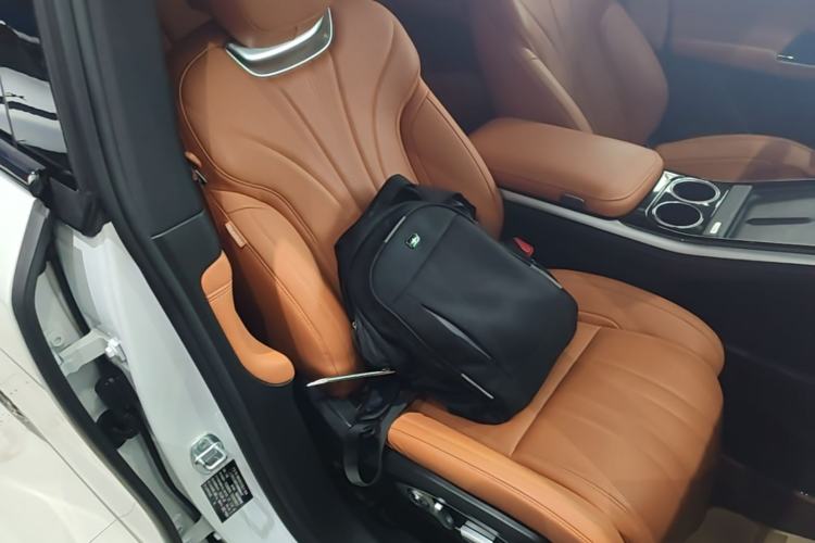 Used XPeng G9 2022 650 Performance Edition Pro Right Front Seat