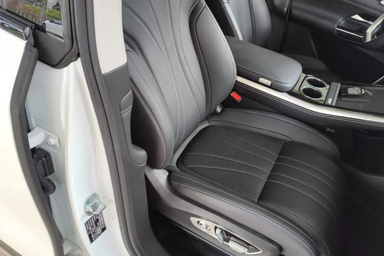 Used XPeng G9 2022 702 Pro Right Front Seat