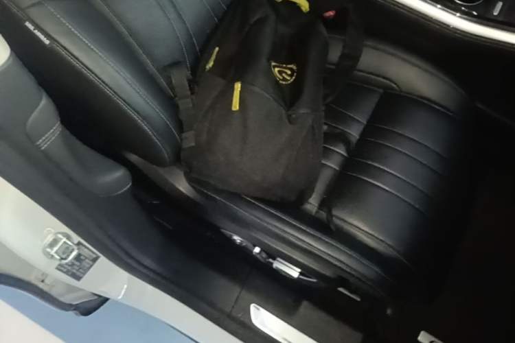 Used XPeng G9 2022 702 Pro Right Front Seat