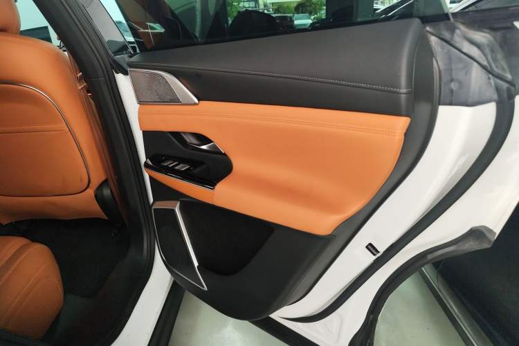 Used XPeng G9 2022 702 Max Right Rear Door Interior